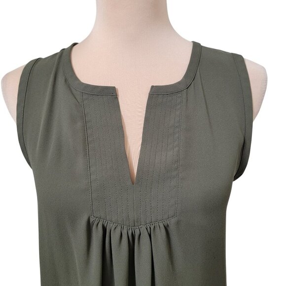 LOFT Size XS Olive Green Split Neck Mixed Media Sleeveless Blouse - Picture 3 of 12